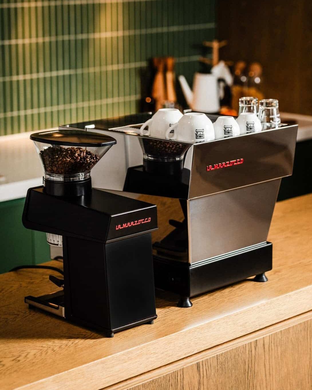 Espressor La Marzocco si Rasnita La Marzocco de la Craft Coffee